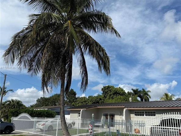 11321 SW 176th St, Miami FL 33157