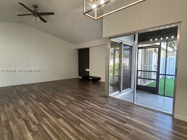 817 NE 214th Ln 4, Miami FL 33179