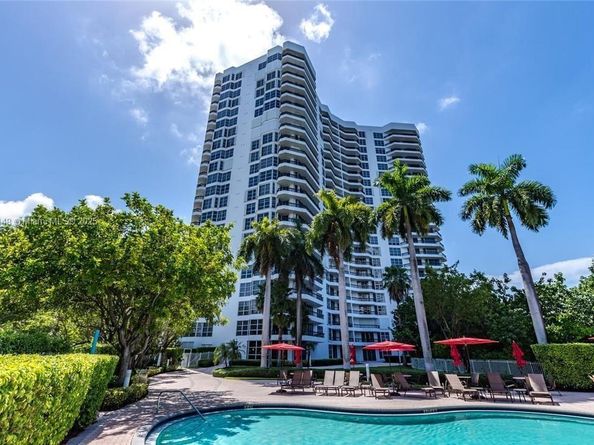 3400 NE 192nd St 1205, Aventura FL 33180