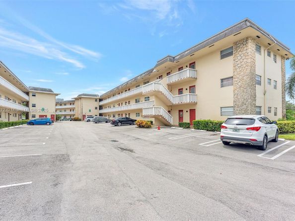 4341 NW 16th St 203, Lauderhill FL 33313