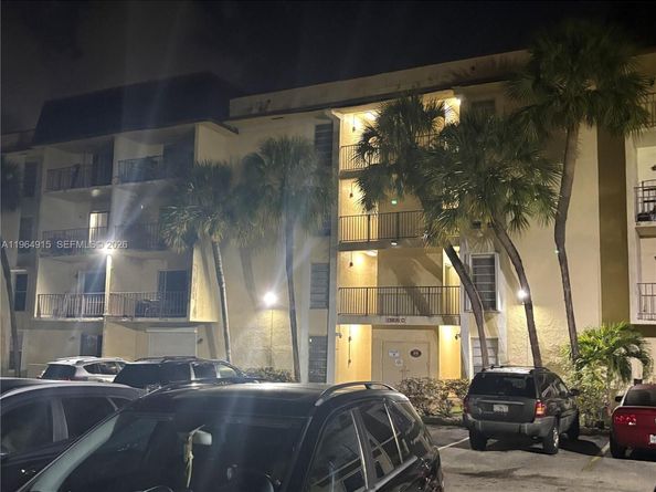 11905 NE 2nd Ave C306, North Miami FL 33161