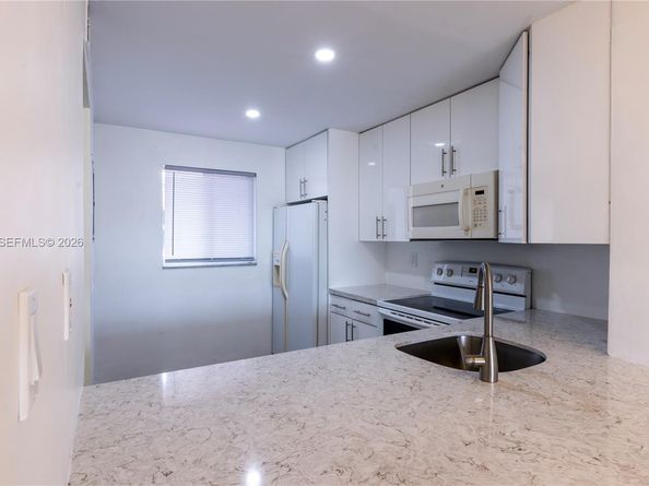 19701 SW 114th Ave 364, Miami FL 33157