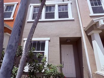1740 San Benito Way