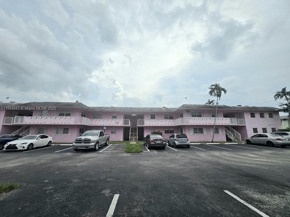7520 SW 82nd St G118, Miami FL 33143