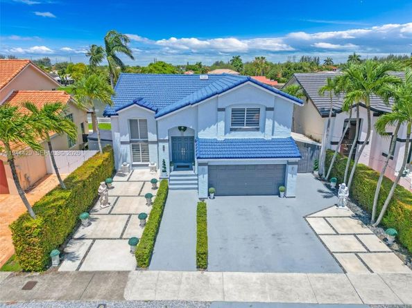 942 NW 133rd Ct, Miami FL 33182