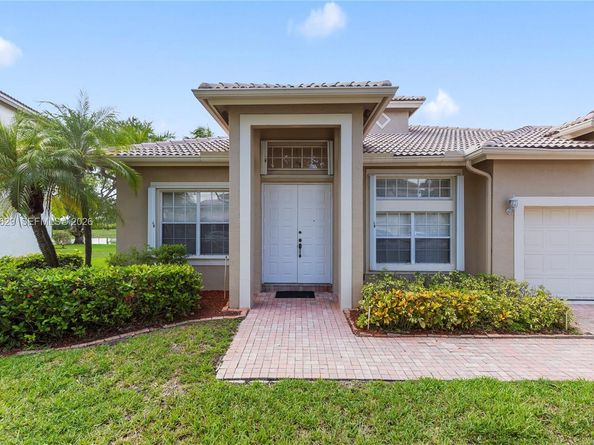 17036 NW 15th St, Pembroke Pines FL 33028