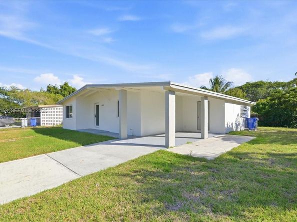 1400 NE 43rd Ct, Pompano Beach FL 33064