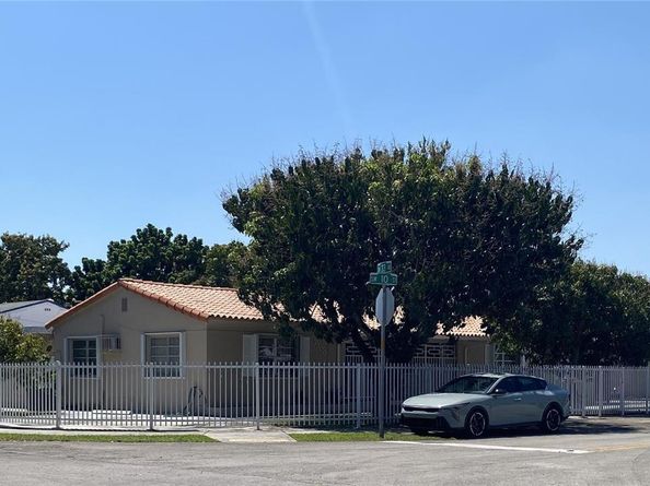 3300-3302 SW 10th St, Miami FL 33135