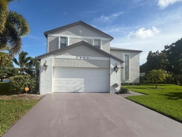 9800 Glacier Dr, Miramar FL 33025