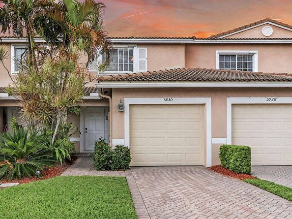 5930 ROYAL Way, Tamarac FL 33321