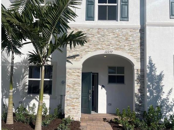 12277 NW 24th Pl, Miami FL 33167