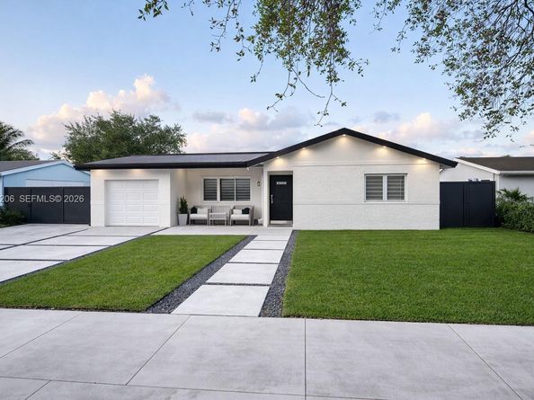 14779 SW 71st Ln, Miami FL 33193