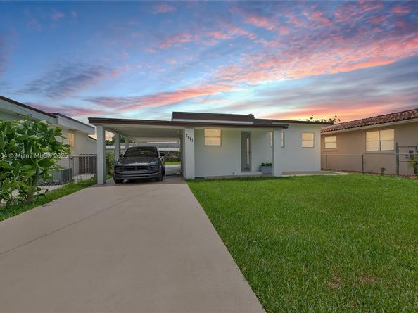 2811 SW 65th Ave, Miami FL 33155
