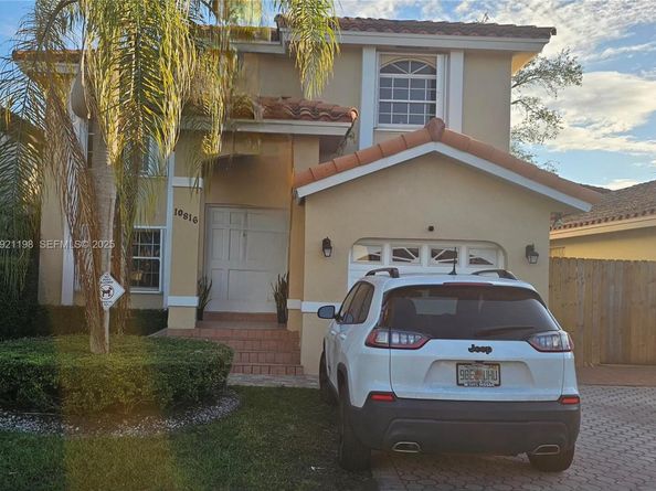 10816 SW 75th St, Miami FL 33173