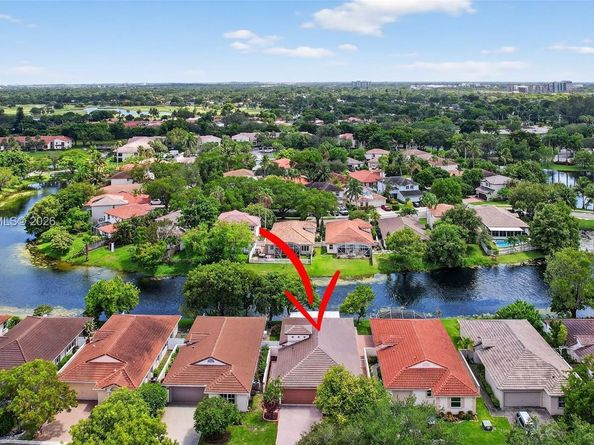 7306 NW 1st Mnr, Plantation FL 33317