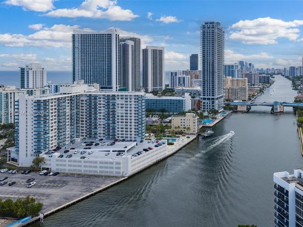 3800 S Ocean Dr 522, Hollywood FL 33019