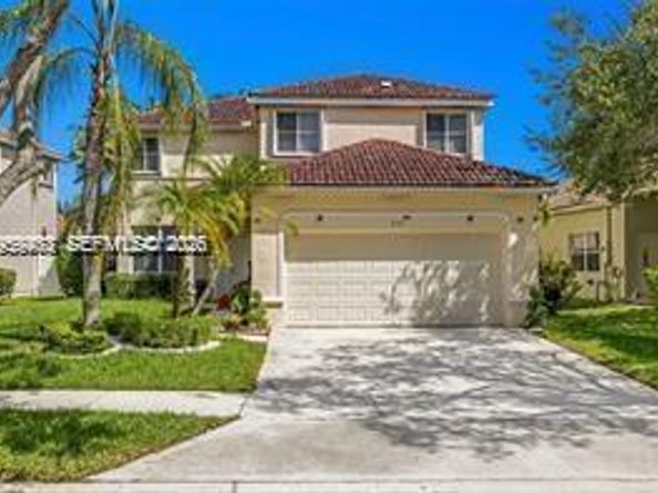 636 Vista Meadows Dr, Weston FL 33327