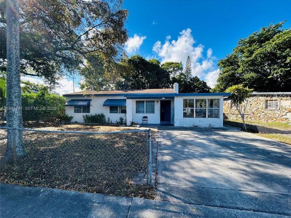 101 NW 30th Ter, Fort Lauderdale FL 33311