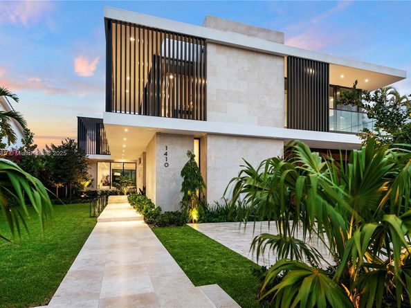 1410 S Biscayne Point Rd, Miami Beach FL 33141
