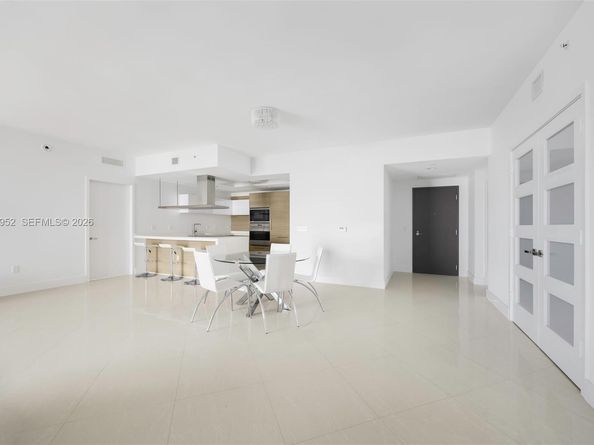 17301 Biscayne Blvd 1704, North Miami Beach FL 33160