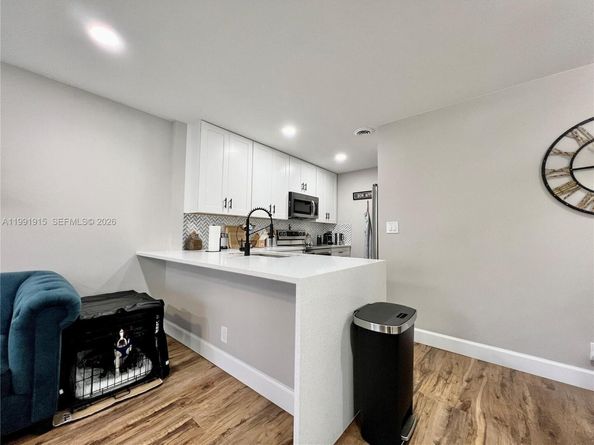 10019 Winding Lake Rd 202, Sunrise FL 33351