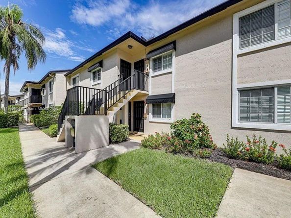 4000 Crystal Lake Dr 114, Deerfield Beach FL 33064