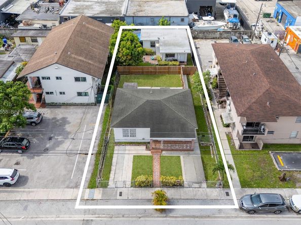 2624 NW 24th St, Miami FL 33142