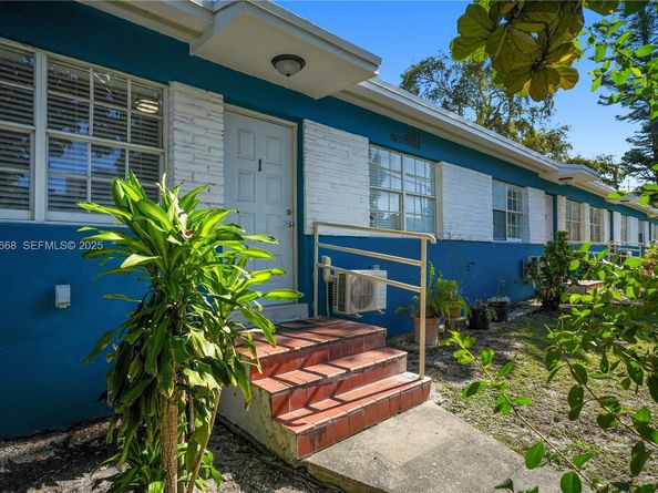 601 SW 6th Ave, Miami FL 33130