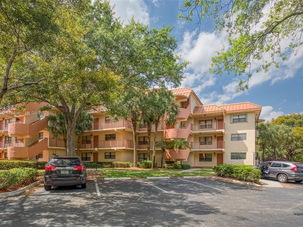 7401 NW 16th St 408, Plantation FL 33313