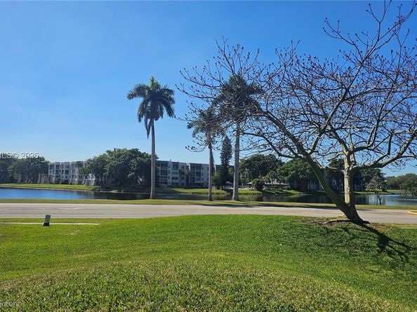 9480 Tangerine Pl 101, Davie FL 33324