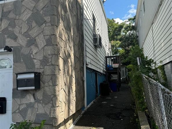 1836 mulford Avenue, Bronx NY 10461