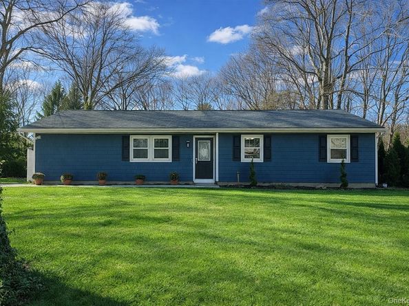 78 Juniper Avenue, Ronkonkoma NY 11779