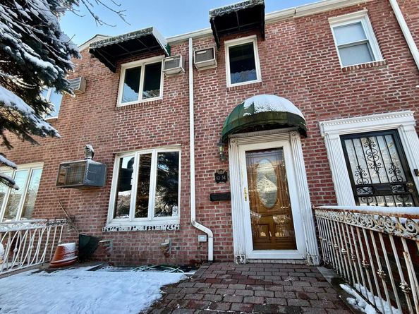 6354 77th Street, Middle Village NY 11379
