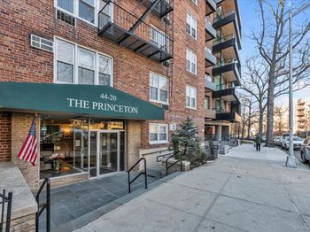 44-20 Douglaston Parkway