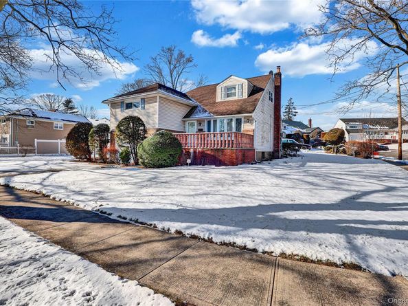 94 Joan Court, Elmont NY 11003