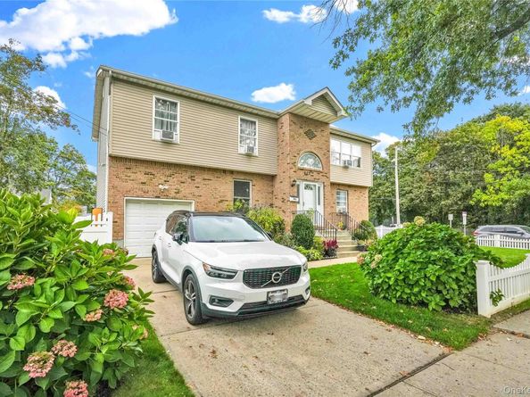402 Clinton Avenue, Rockville Centre NY 11570
