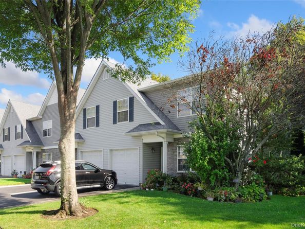 307 Medea Way, Central Islip NY 11722