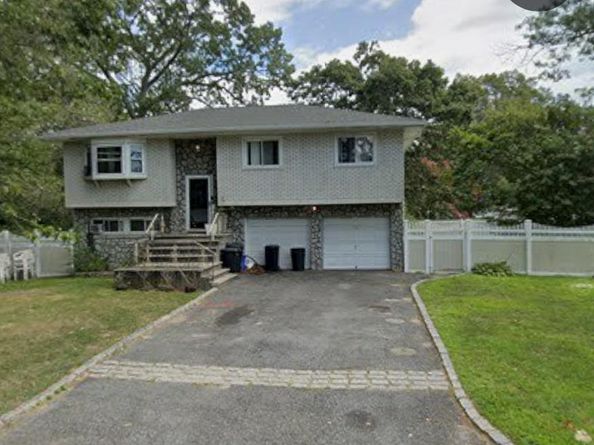 91 Putnam Avenue, West Babylon NY 11704