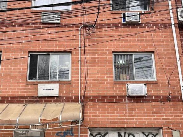 11121 44th Avenue, Corona NY 11368