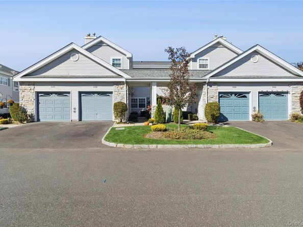 546 Highland Court, Moriches NY 11955