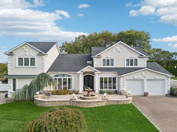 63 Fleetwood Road, Commack NY 11725