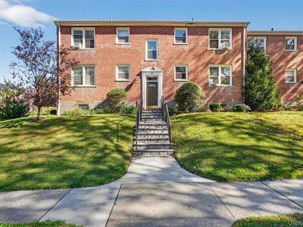 260 Church Street 4B4, White Plains NY 10603