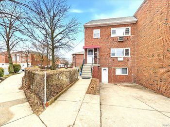 3227 Griswold Avenue