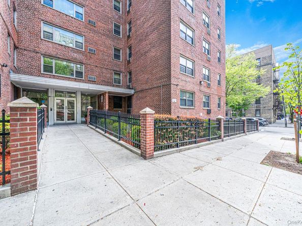1010 Sherman Avenue 1F, Bronx NY 10456