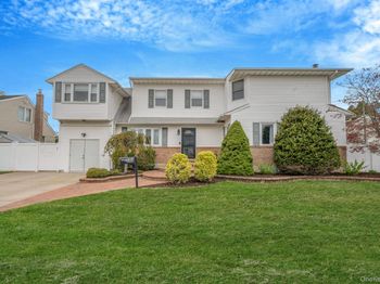580 Center Briarwood Avenue