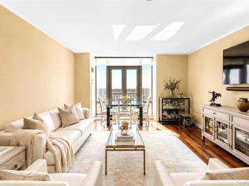 10 City Place