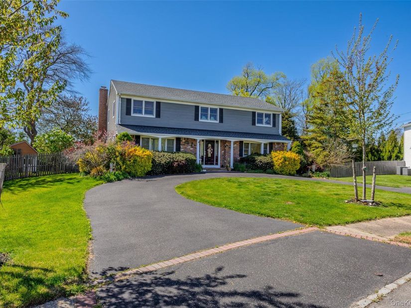 80 Palmer Drive, Sayville NY 11782