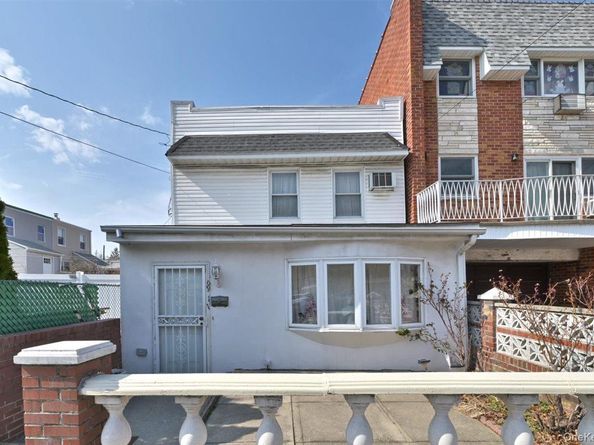 69-11 62nd Drive, Middle Village NY 11379