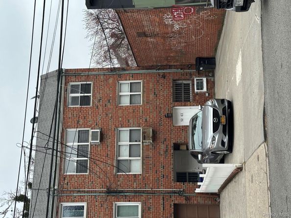 5263 65th Place, Maspeth NY 11378
