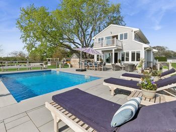 81 Beach Road